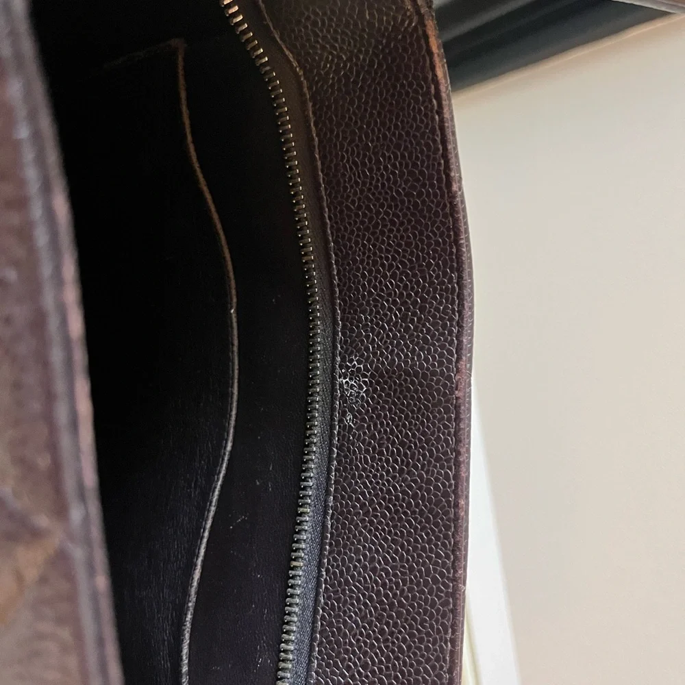 Chanel Medallion Tote in Lambskin - Picture 11 of 12